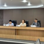 Қазынашылық департаментінің мемлекеттік қызметшілерімен кездесу өткізді