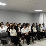 Мемлекеттік қызметшілерімен кездесу өткізді